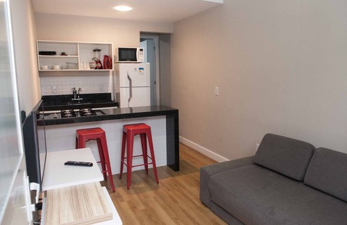 Jardim Camburi Apartment | Cozy 1 bedroom apartment with air conditioning in Jardim Camburi
