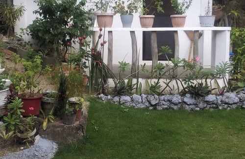 Puerto Galera Apartment | Cozy 1-Bedroom Apartment, Garden Facing, 50 Meters from the Beach