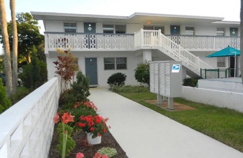 Tyler Gardens Apartment | Cozy 1-bedroom apartment in wonderful Cape Canaveral