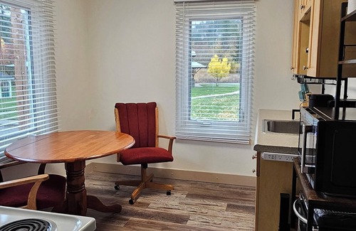 Metaline Falls Apartment | Cozy 1-bedroom apartment with AC, WiFi in serene Metaline Falls