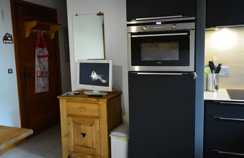 Crest-Voland Apartment | Cozy 1-Bedroom Apartment, Well-Equipped, Near Ski Slopes and Village Center