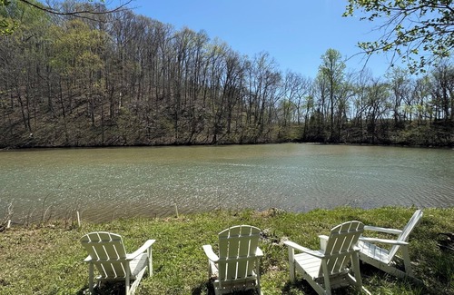 Cheatham County Apartment | Cozy 1-bedroom apartment on the river at Cheatham Dam