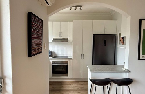 Gladesville Apartment | Cozy 1 bedroom apartment in the bayside Sydney suburb of Gladesville