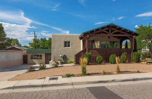 Victory Hills Apartment | Cozy 1-bedroom apartment in fabulous Albuquerque with AC, WiFi