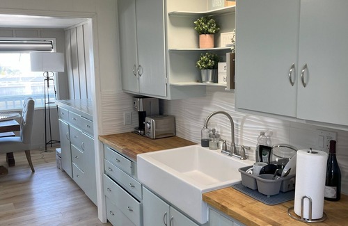 La Selva Beach Apartment | Cozy 1-bedroom apartment in La Selva Beach walking distance to the Beach