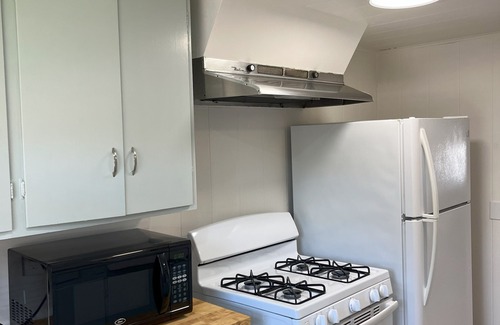 La Selva Beach Apartment | Cozy 1-bedroom apartment in La Selva Beach walking distance to the Beach