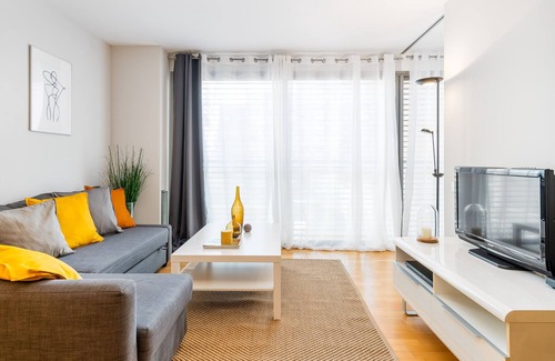 el Fort Pienc Apartment | Cozy 1-Bedroom Apartment Near Sagrada Familia and Monumental