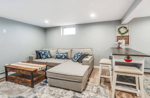 Amityville Apartment | Cozy 1-bedroom apartment in charming Amityville with WiFi, AC