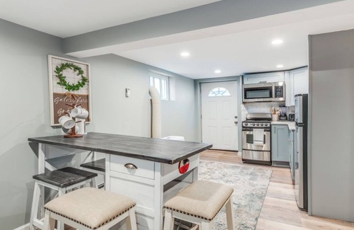 Amityville Apartment | Cozy 1-bedroom apartment in charming Amityville with WiFi, AC
