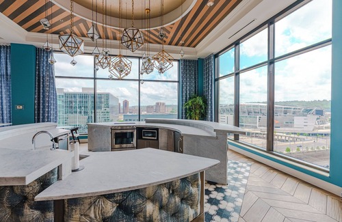 Downtown Cincinnati Apartment | Cozy 1-Bedroom apartment with fitness room, WiFi in Charming Cincinnati
