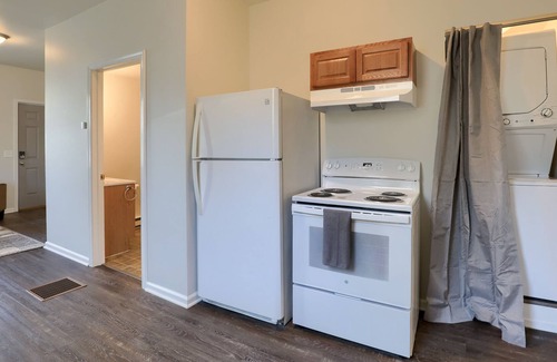 Middletown House | Cozy 1 bedroom Apartment-- 15 minutes form Hershey!