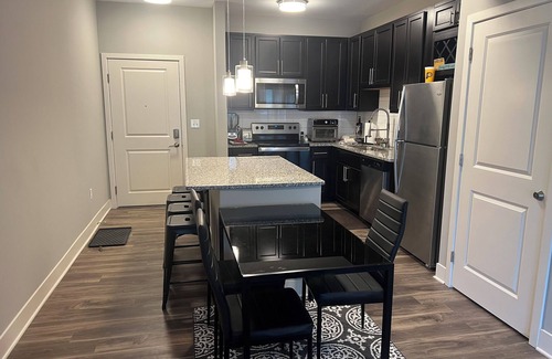 Northeast South Bend Apartment | Cozy 1-bedroom apartment, 1/2 mile to ND Stadium on Eddy St.