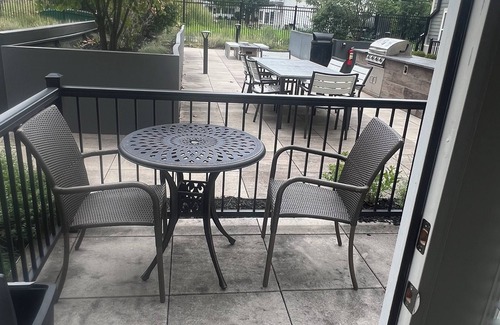 Northeast South Bend Apartment | Cozy 1-bedroom apartment, 1/2 mile to ND Stadium on Eddy St.