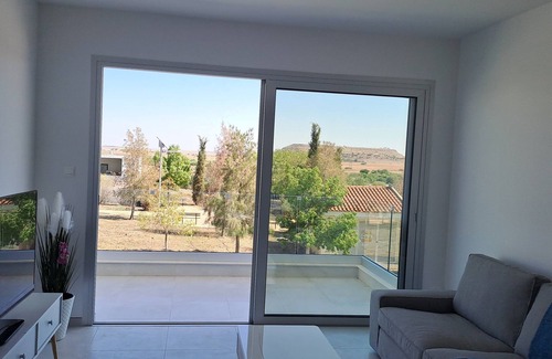 Aglantzia Apartment | Cozy 1-bedroom apartment in welcoming Aglantzia