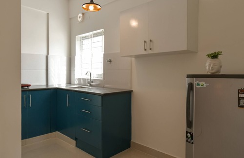 Palm Meadows Apartment | Cozy 1-bedroom apartment in charming Bengaluru with WiFi, AC