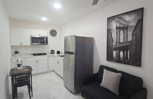 Sunrise Manor Apartment | Cozy 1-bedroom apartment in vibrant Las Vegas with WiFi, AC