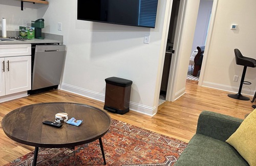 Eastwood Apartment | Cozy 1-bedroom apartment in East Nashville