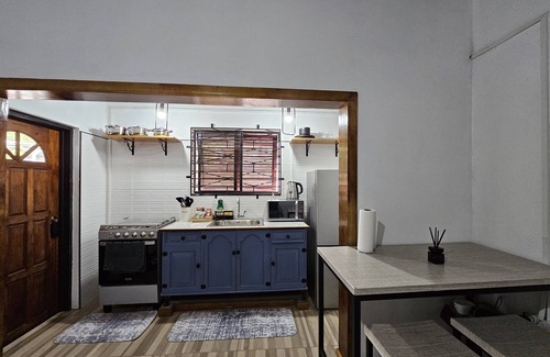 Villa Apartment | Cozy 1-bedroom apartment with WiFi, AC in awesome Villa/Glenn