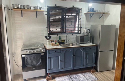 Villa Apartment | Cozy 1-bedroom apartment with WiFi, AC in awesome Villa/Glenn