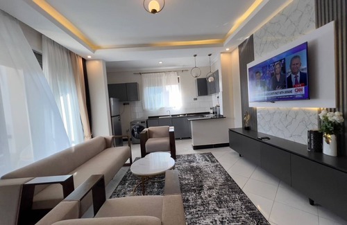 Kampala Apartment | Cozy 1-bedroom apartment in beautiful Kampala with WiFi, LivLuxe Apartments