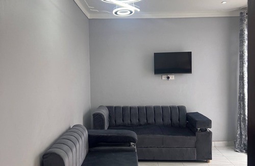 Munyonyo Apartment | Cozy 1-bedroom apartment with WiFi , cleaning in lovely Munyonyo Kibiri
