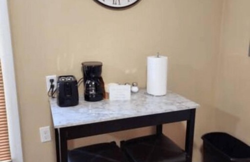 McArthur Apartment | Cozy 1-bedroom apartment in McArthur, Ohio