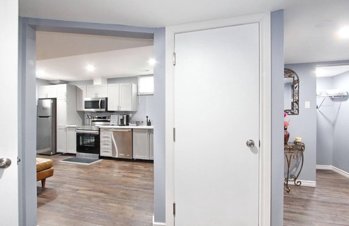 Caledon Apartment | Cozy 1-bedroom apartment with AC, WiFi in welcoming Caledon