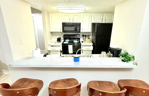 Addison Apartment | Cozy 1-bedroom apartment near tollway and hospital