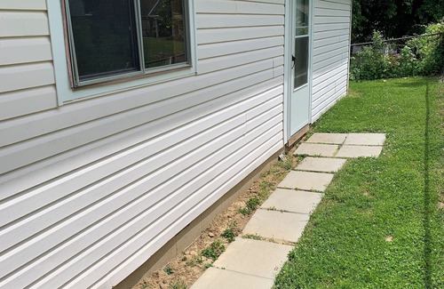 Bedford Apartment | Cozy 1-bedroom apartment in terrific Bedford with AC, WiFi
