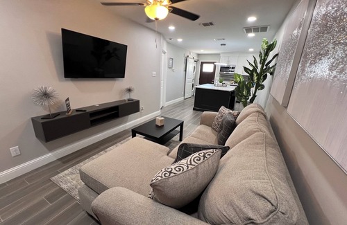 Amistad National Recreational Area Apartment | Cozy 1-bedroom apartment in beautiful Del Rio with WiFi, AC