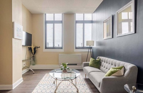 Downtown Detroit Apartment | Cozy 1-bedroom apartment in pleasant Detroit with AC