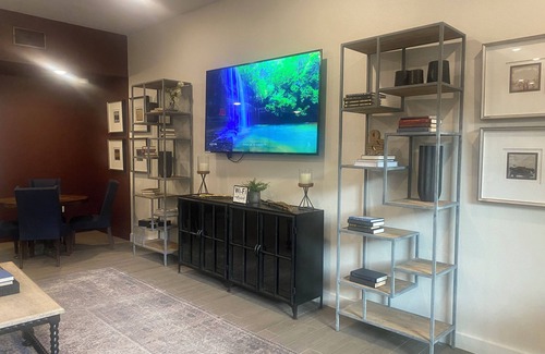 Central Southwest Apartment | Cozy 1-bedroom apartment in charming Houston with WiFi, AC