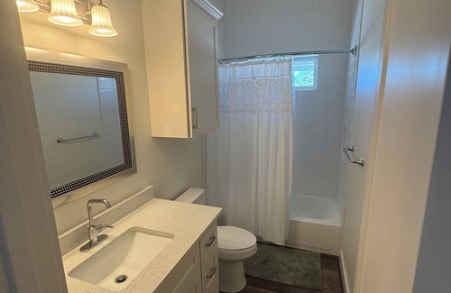 Wharton Apartment | Cozy 1-bedroom apartment with WiFi, AC in welcoming Wharton