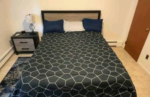 Tuckahoe Apartment | Cozy 1-bedroom apartment with AC, WiFi in a quiet Yonkers neighborhood.