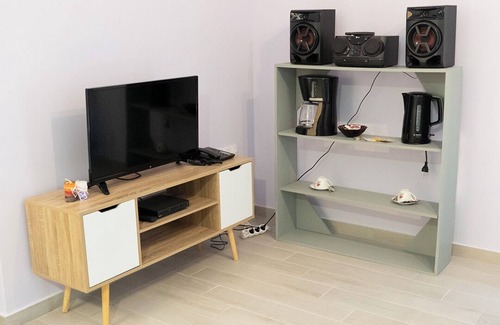 Chios Town Apartment | Cozy 1-bedroom apartment in charming Chios with AC, WiFi
