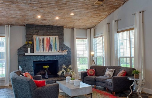 Far North Dallas Apartment | Cozy 1-bedroom apartment with AC and WiFi in charming Dallas