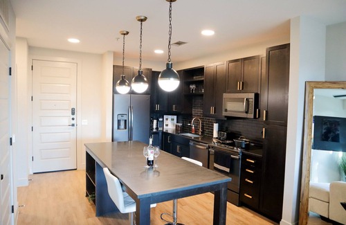 Deep Ellum Apartment | Cozy 1-bedroom apartment in Downtown Dallas.