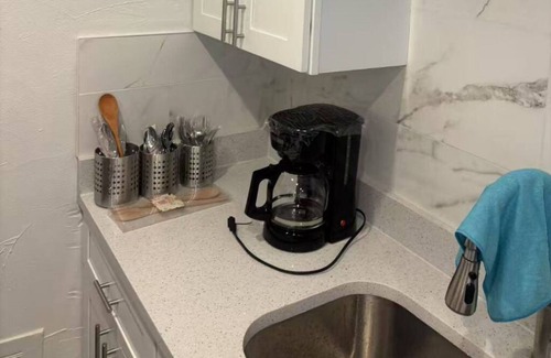 Old East Dallas Apartment | Cozy 1-bedroom apartment near Restaurants and shops in East Dallas