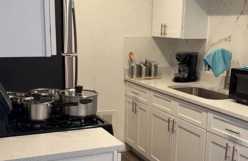 Old East Dallas Apartment | Cozy 1-bedroom apartment near Restaurants and shops in East Dallas