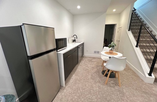West Colfax Apartment | Cozy 1-bedroom apartment in fantastic Denver with WiFi, AC, Laundry and more!