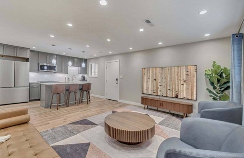 Salt Lake City Apartment | Cozy 1-bedroom apartment in Murray, UT, perfect for a relaxing getaway.