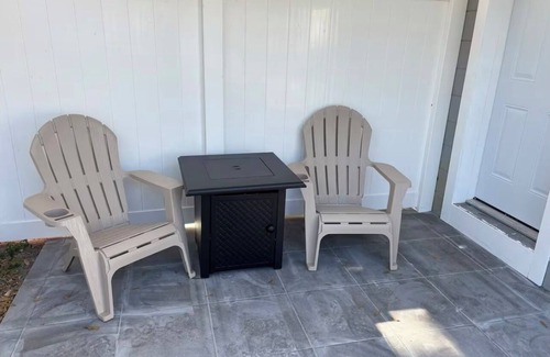 Sun Bay South Apartment | Cozy 1-bedroom apartment in charming Tampa- Near Bayshore, Hyde Park & Downtown.
