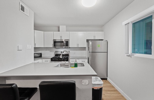 Highland Apartment | Cozy 1 Bedroom Apt in Highland Austin 5242