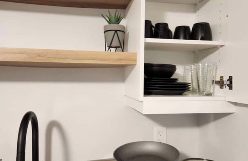 Moncton House | Cozy 1 bedroom basement apartment
