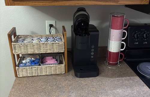 Stevens Point Condo | Cozy 1-bedroom condo with AC, WiFi in delightful Stevens Point Noise Potential
