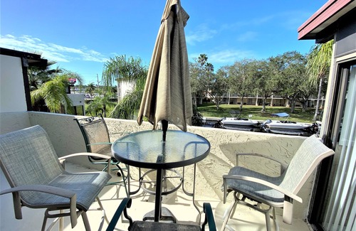 Palm Harbor Condo | Cozy 1-bedroom condo in charming Palm Harbor with WiFi, AC