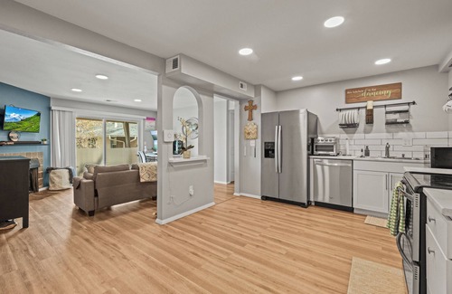 North Westminster Condo | Cozy 1-bedroom condo with AC, WiFi in lovely Westminster
