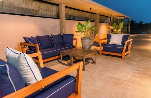 Induruwa House | Cozy 1-bedroom condo in wonderful Induruwa with WiFi, AC