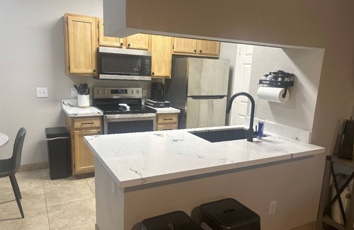Camelback East Condo | Cozy 1-bedroom condo in enjoyable Phoenix right off the 202 by the airport