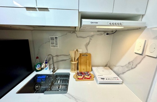 Balibago Condo | Cozy 1-bedroom condo with few steps away to Sta. Rosa SM Mall.